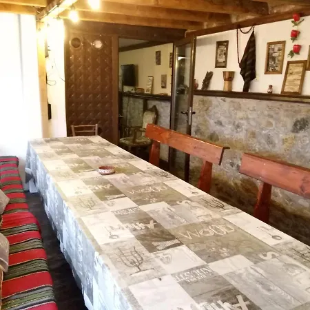 старата череша село раждавица Holiday home *