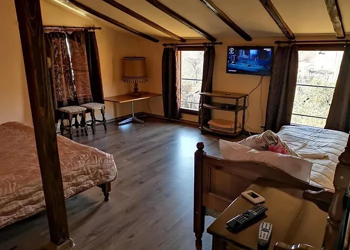 Semesterbostad старата череша село раждавица Rzhdavitsa